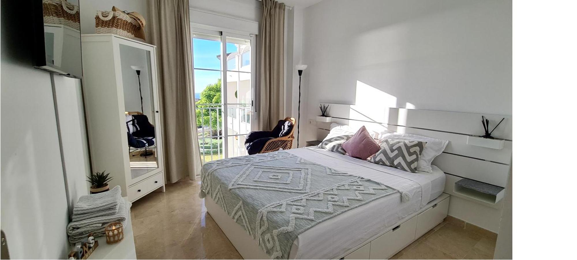 Seaside Serenity - Stylish Apartment With Spectacular Views Manilva Exterior foto