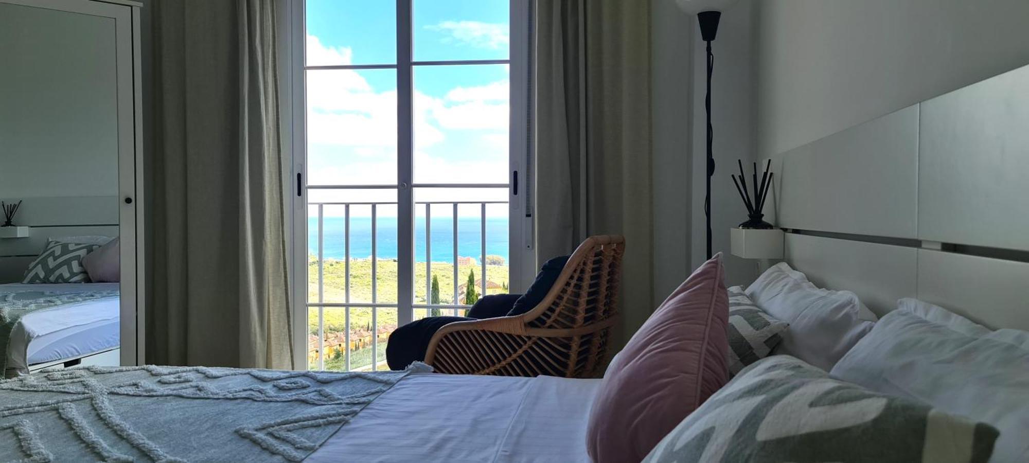 Seaside Serenity - Stylish Apartment With Spectacular Views Manilva Exterior foto