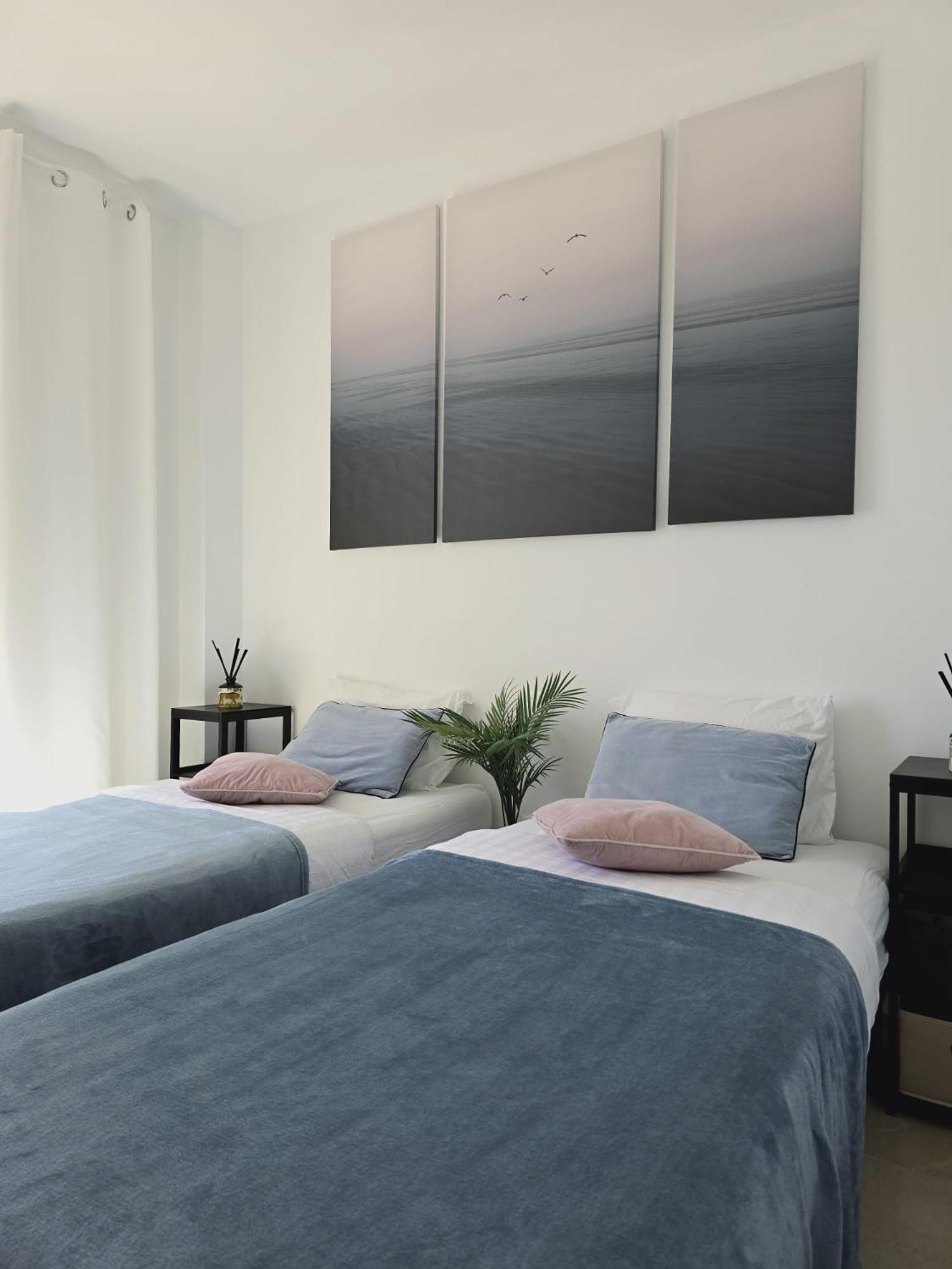 Seaside Serenity - Stylish Apartment With Spectacular Views Manilva Exterior foto